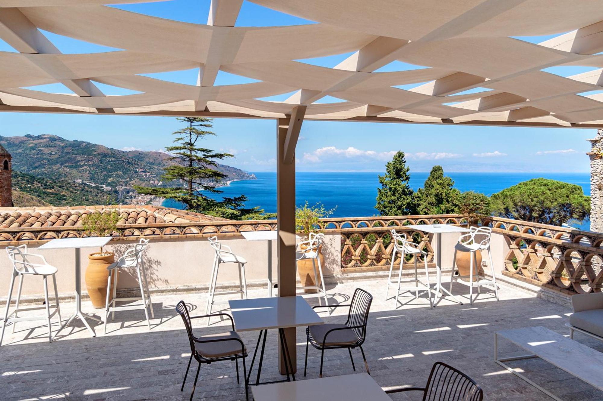 Hotell Fiorita Boutique 4*
